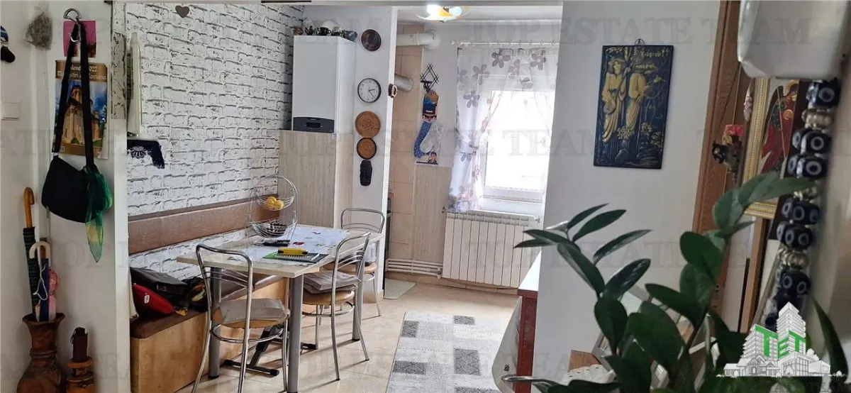 Apartament spatios 4 camere zona CET, Constanta - foto 3