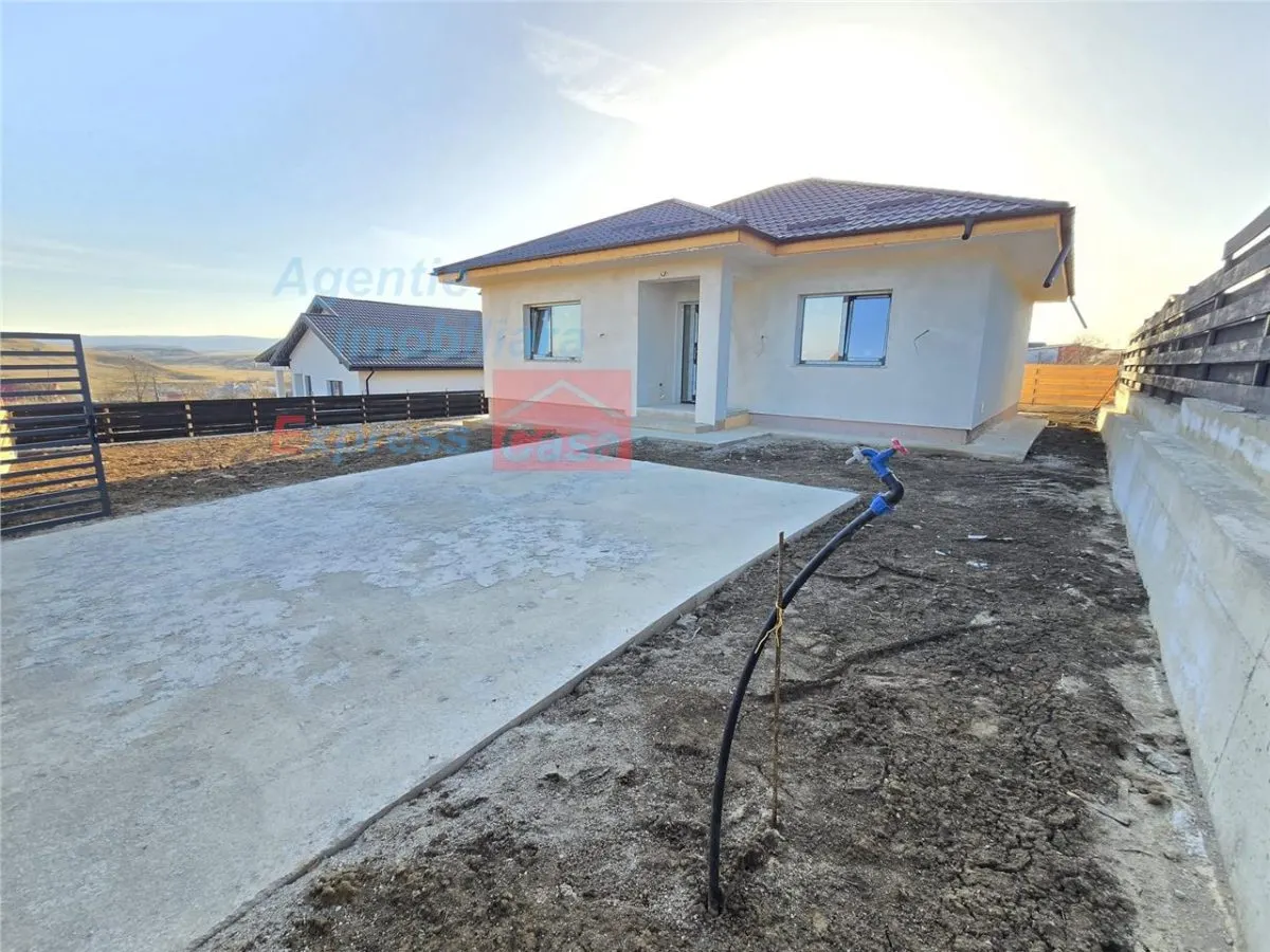 Casa noua de vanzare, la Dumesti - foto 3