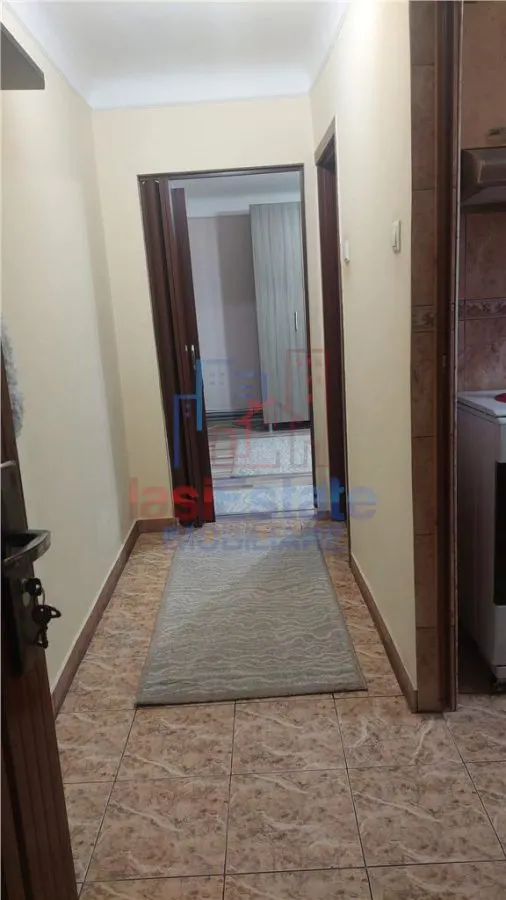 Apartament 2 camere Podu Ros Bd Socola - foto 12