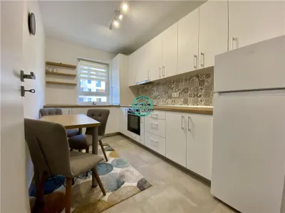 Apartament cu 2 camere de inchiriat, decomandat, complex  Maurer Residence - Targu Mures