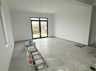 CASA PARTER-4 CAMERE-2 BAI-TEREN 353MP - foto 5