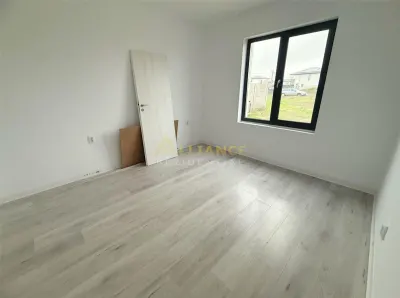 CASA PARTER-4 CAMERE-2 BAI-TEREN 353MP - foto 6