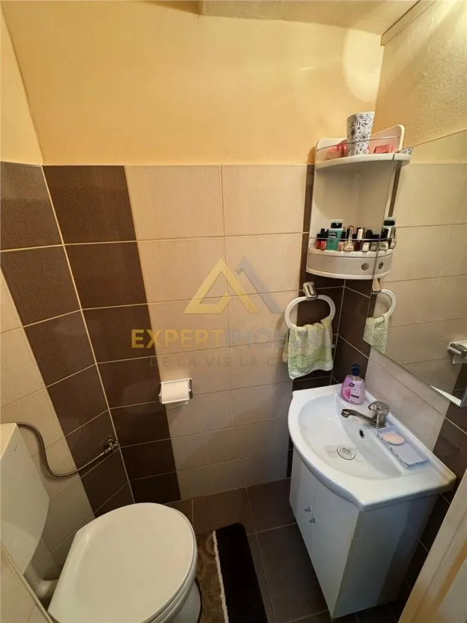 Apartament de vanzare cu 4 camere, Str. Moldovei-Central - foto 7