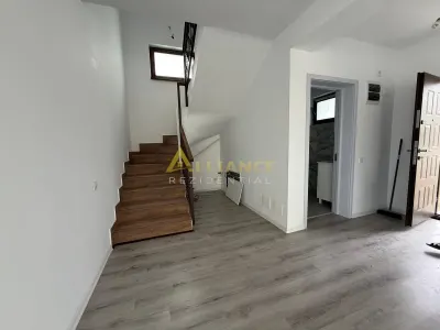 Vila individuala ||4 camere 2 bai || pod || incalzire pardoseala || - foto 2