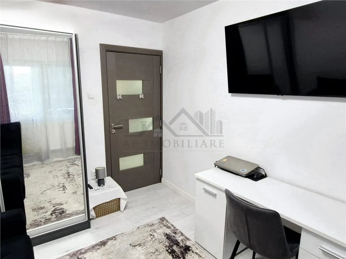 Apartament cu 3 camere de vanzare - foto 7