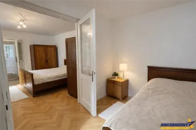 FILM& Tur 3D!Casa cu 4 camere si curte, Central, Targu Mures. - foto 5