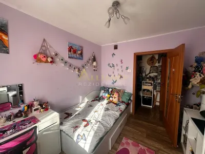 Apartament 3 camere Sector 4 Mobilat si Utilat - foto 6