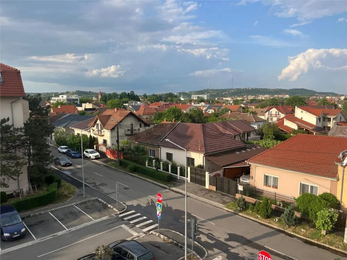 RECO Apartament cu o camera Oradea -Cantemir etaj 3 - foto 11