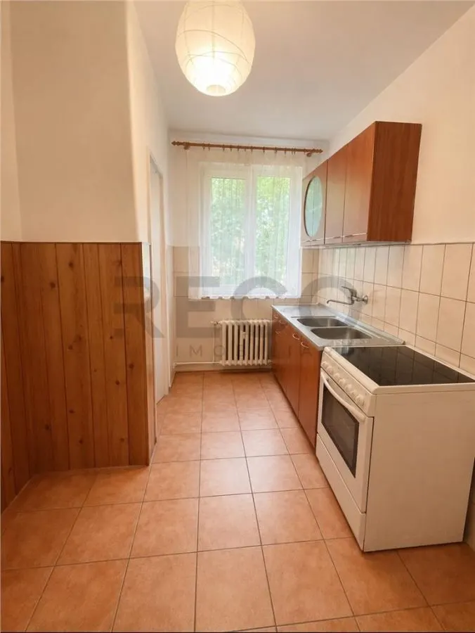 RECO Apartament cu 2 camere Oradea -Cantemir -etaj 3 - foto 3