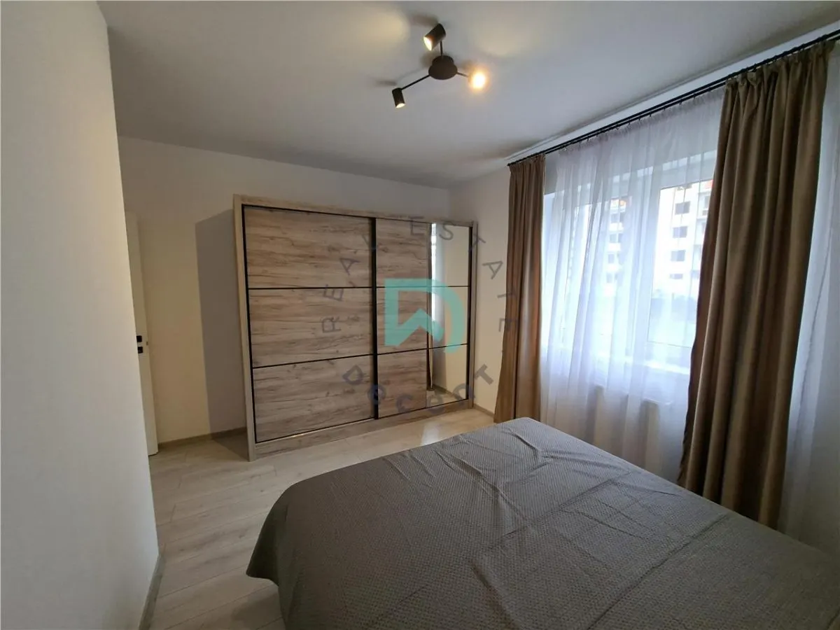 Apartament 3 camere Tractorul,  Brasov - foto 3