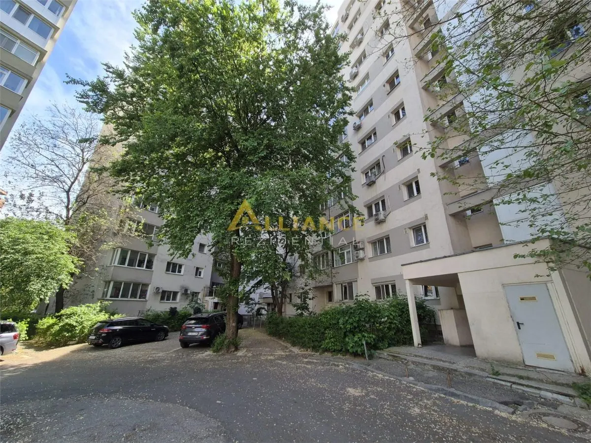 Parc IOR Apartament 2 Camere an 1981 - foto 1
