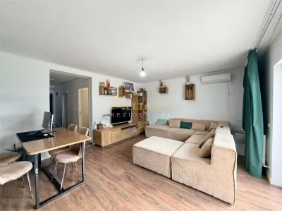 Casa tip duplex - 4 camere 2 bai - teren 200mp - 200m de bulevard - foto 13