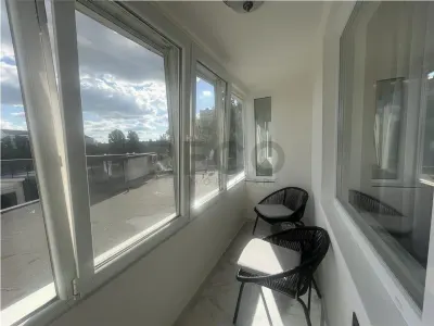 RECO Apartament  de inchiriat cu 2 camere-lux -centru - foto 10