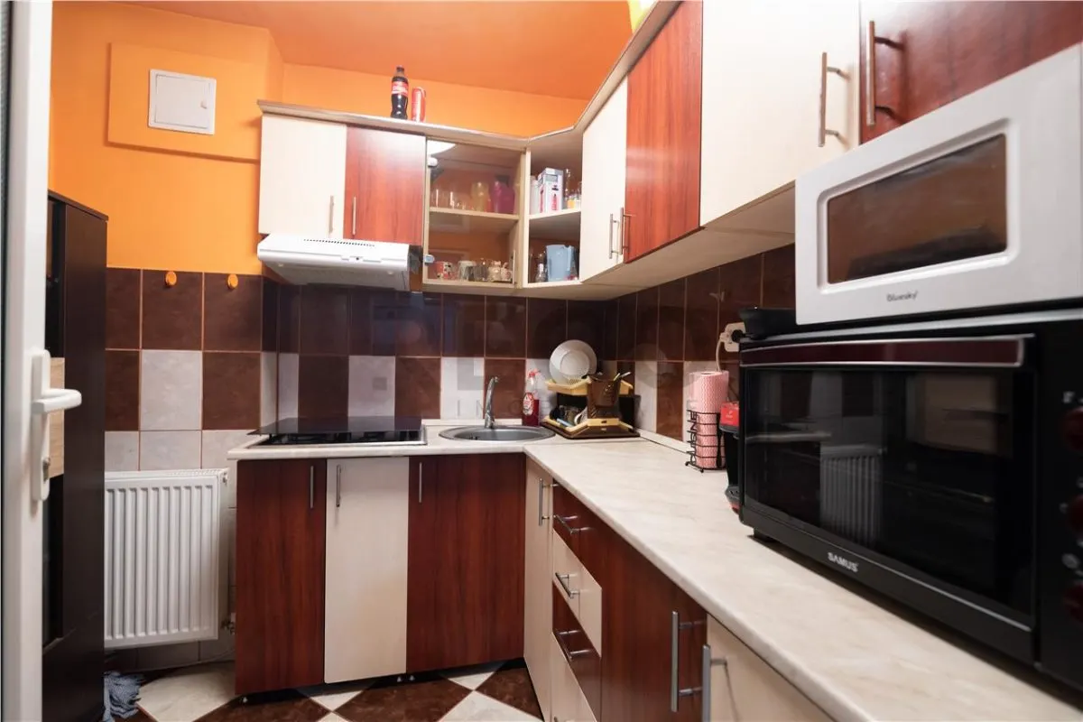 RECO, Apartament 2 camere, decomandat, Zona Rogerius - foto 9