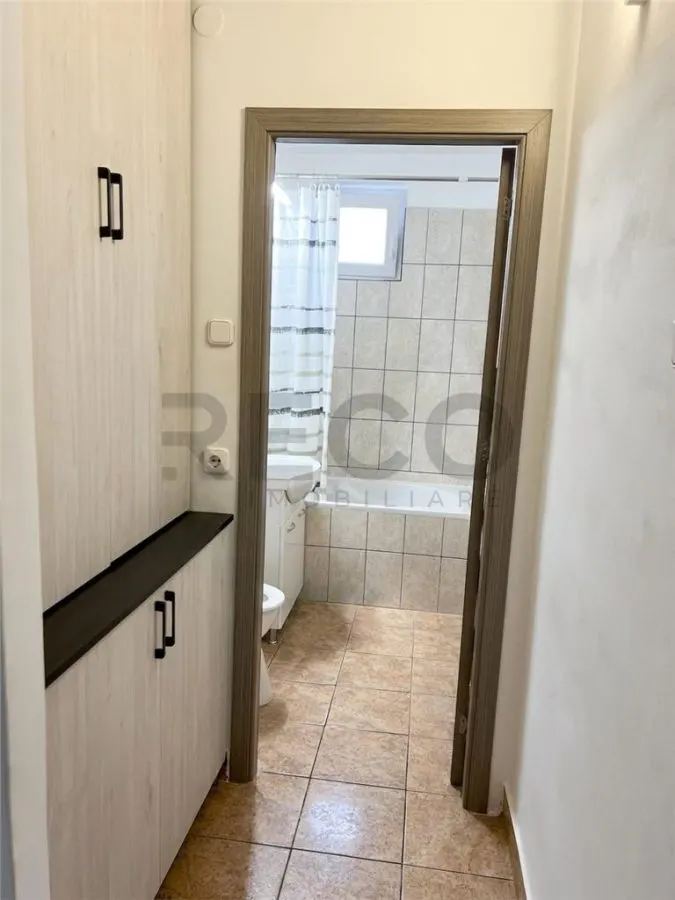 RECO 4 camere in Cantemir - foto 1