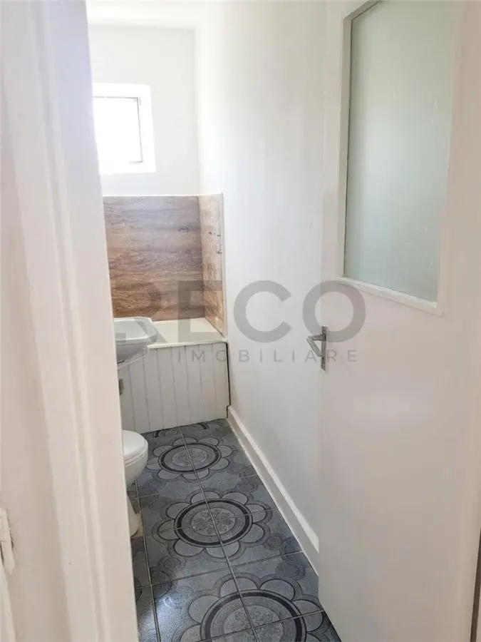 RECO  APARTAMENT 2 camere NUFARUL - foto 7