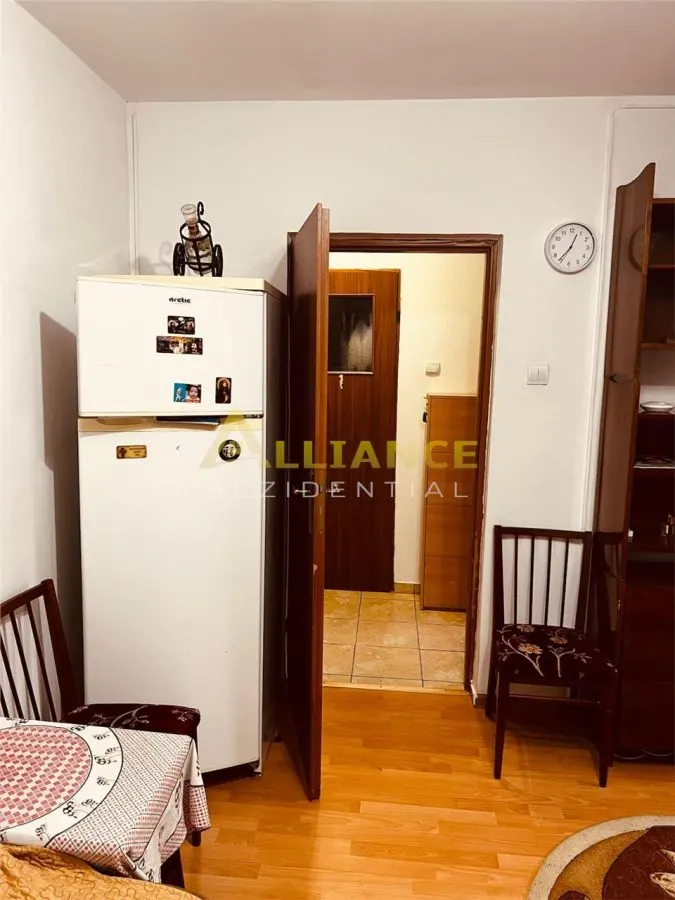 Apartament 2 camere - Sector 4 - 700m Metrou Ap. Patriei - foto 13