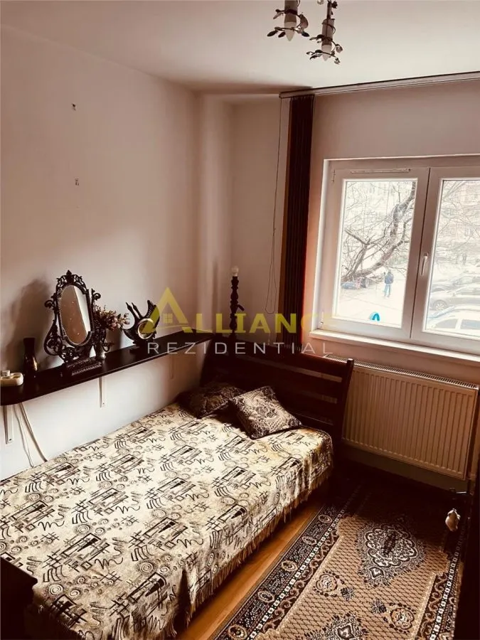 Apartament 2 camere - Sector 4 - 700m Metrou Ap. Patriei - foto 15