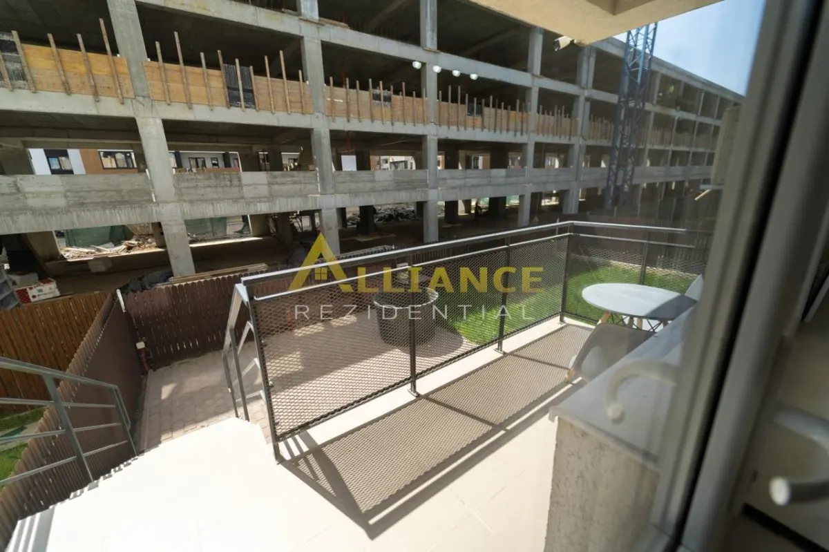 Apartament cu 200 mp TEREN - Mobilat si utilat -Metrou Berceni - foto 11