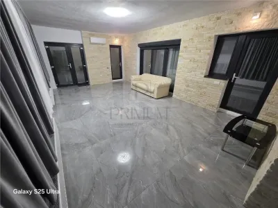 SAGULUI, CASA 4 CAMERE, IMPARTITA IN APARTAMENTE CU TEREN GENEROS - Timisoara