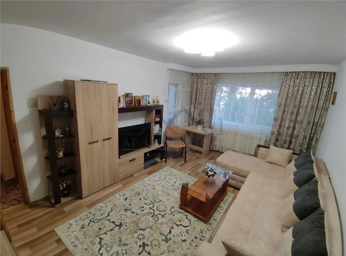 Apartament 3 camere zona CUG - Tudor Neculai - foto 11