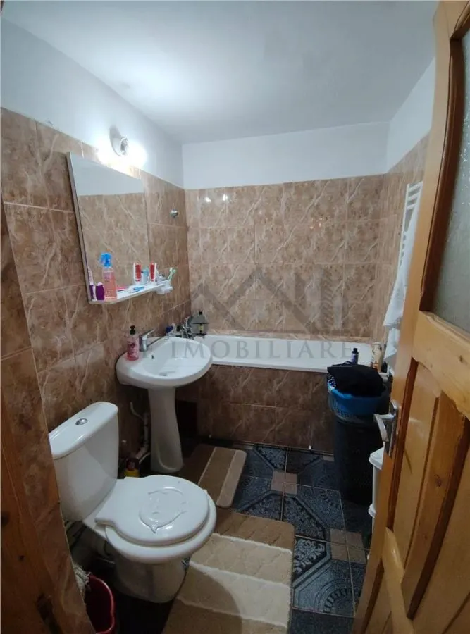 Apartament 3 camere zona CUG - Tudor Neculai - foto 8