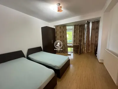 Apartament cu 3 camere, Copou - Iasi