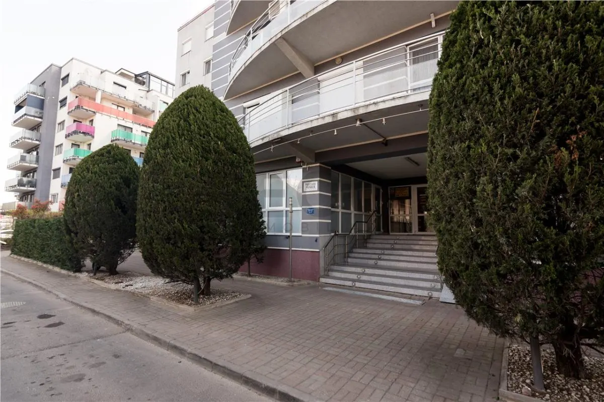 RECO Apartament 2 camere Nufarul Plaza â€“ terasa mare, parcare subterana inclusa, mobilat si utilat - foto 25