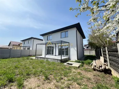 Vila Individuala - 5 camere-3 bai-Strada Miorita-500 M  de STV - foto 16