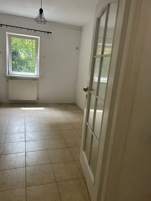 Apartament 3 camere, 2 bai, Astra- Carpatilor - foto 2