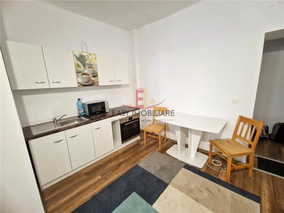 Garsoniera complet renovata,2 min de UMF,Targu Mures - foto 2