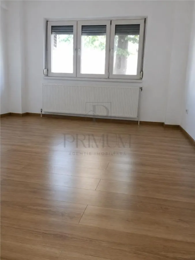 ARADULUI - DECOMANDAT - 2 CAMERE - CENTRALA PROPRIE - PARTER - foto 1