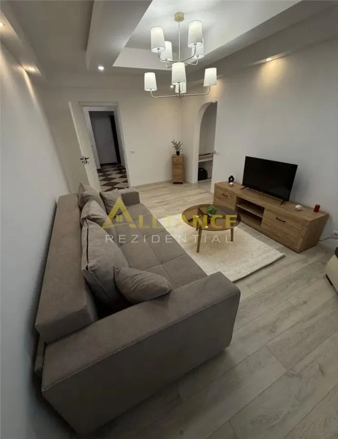 PIATA SUDULUI - APARTAMENT 3 CAMERE DE INCHIRIAT - foto 1
