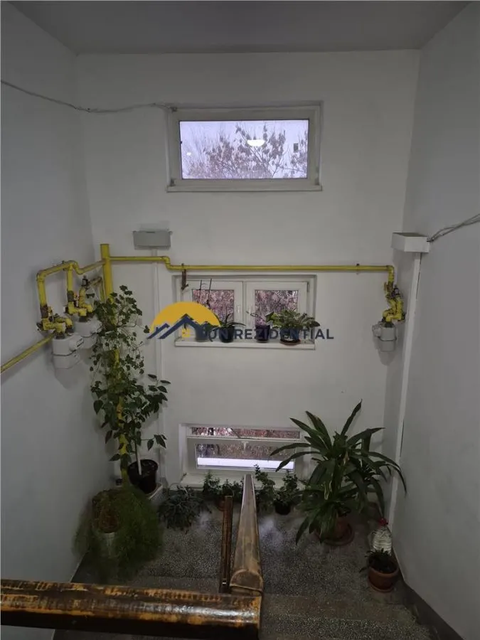 Berceni-Izvorul Rece,apartament 2 camere,bloc reabilitat - foto 8