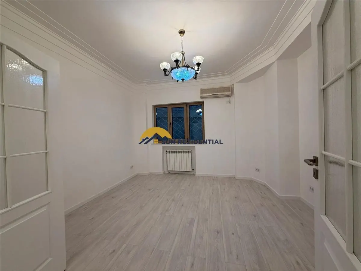 Cismigiu- Izvor- Liceul Cervantes Apartament 4 camere, Renovat - foto 1