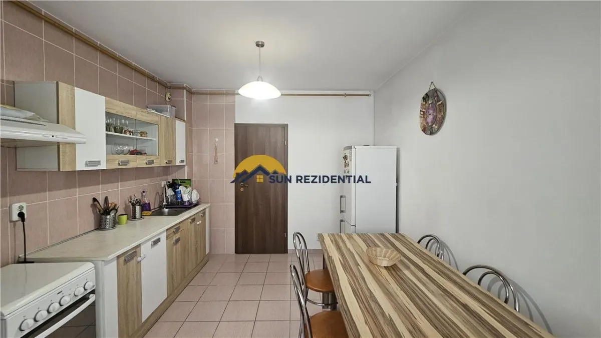 3 camere Berceni- metrou- bloc 2012- mobilat-utilat - foto 2
