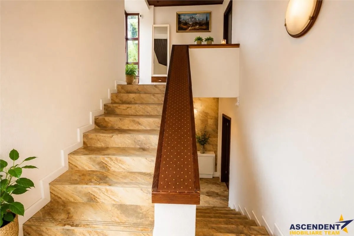 Oportunitate! Colt de rai in Poiana Brasov - Pensiune complet amenajata, gata de preluare - foto 11