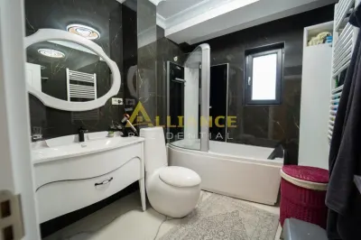 Casă tip townhouse de vânzare P+1E+M | 265 mp utili | 7 camere | terasă închisă | 3 locuri parcare - foto 14