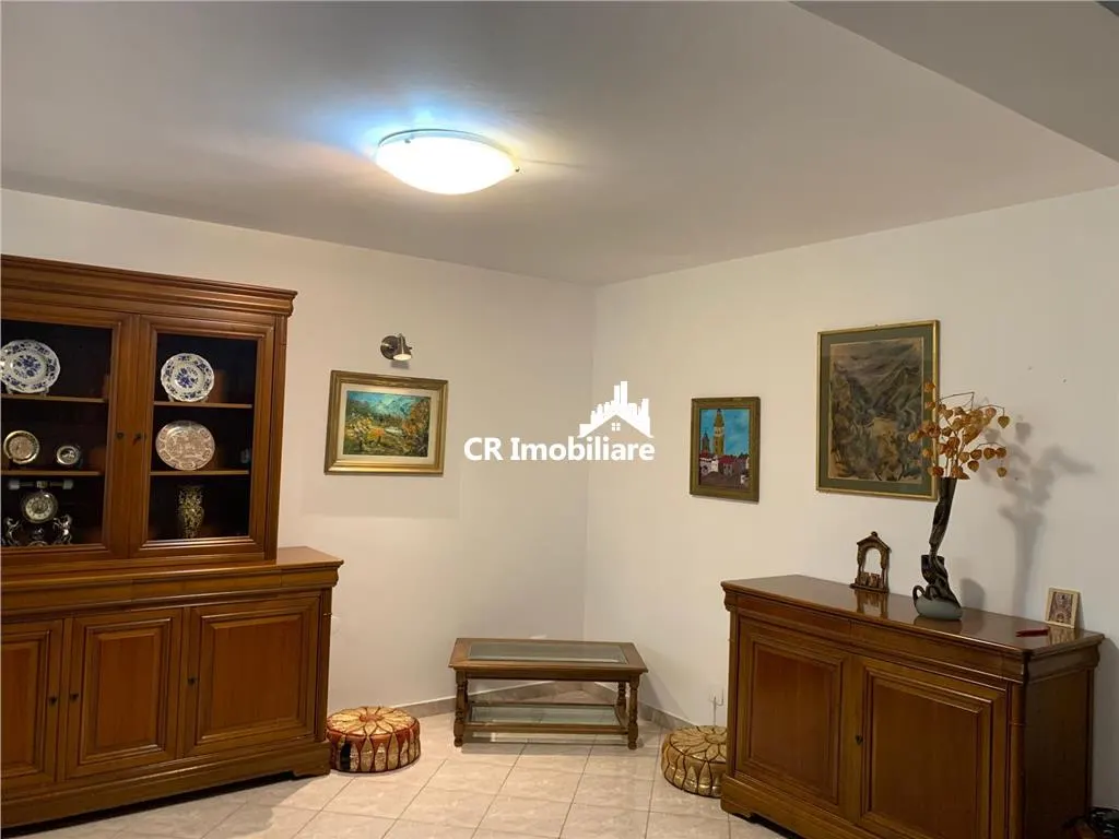 Vila  de vanzare 6 camere Iancu Nicolae cu Gradina - foto 2