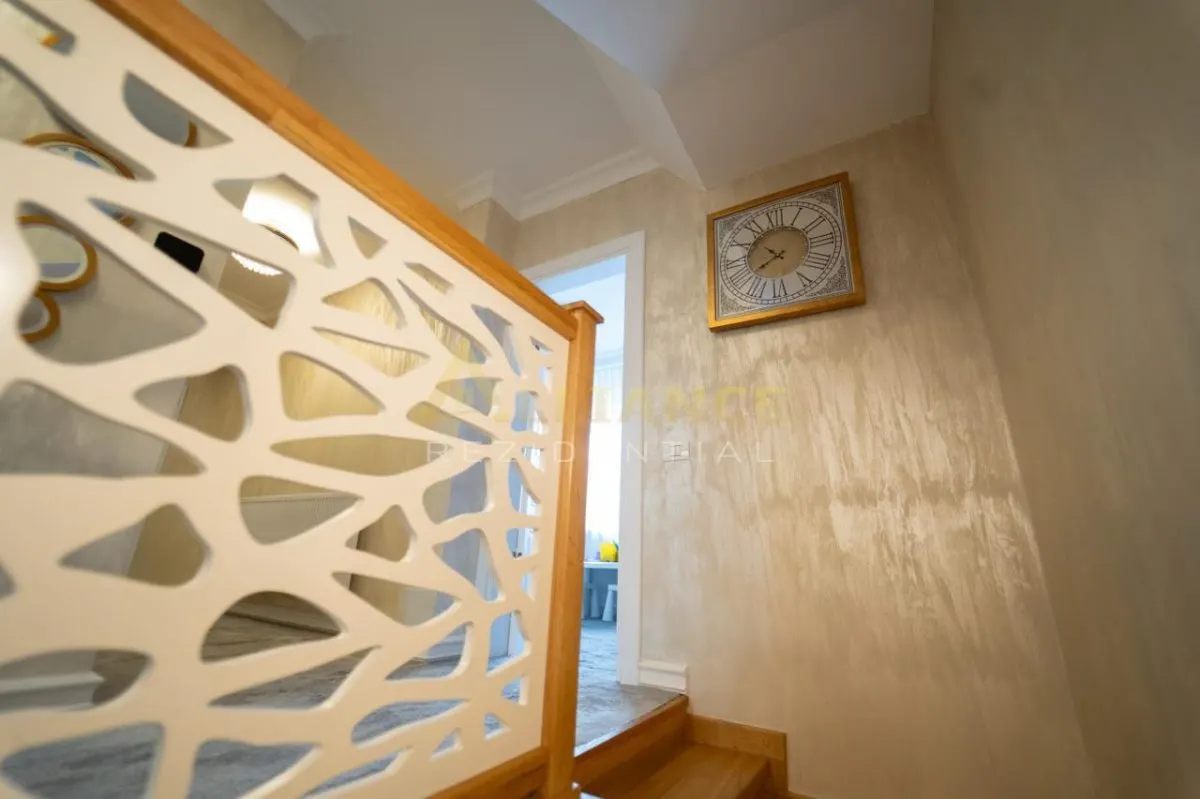 Locuinta premium pentru familie | Townhouse modern cu 7 camere, terasa spectaculoasa si 3 locuri de parcare - foto 7