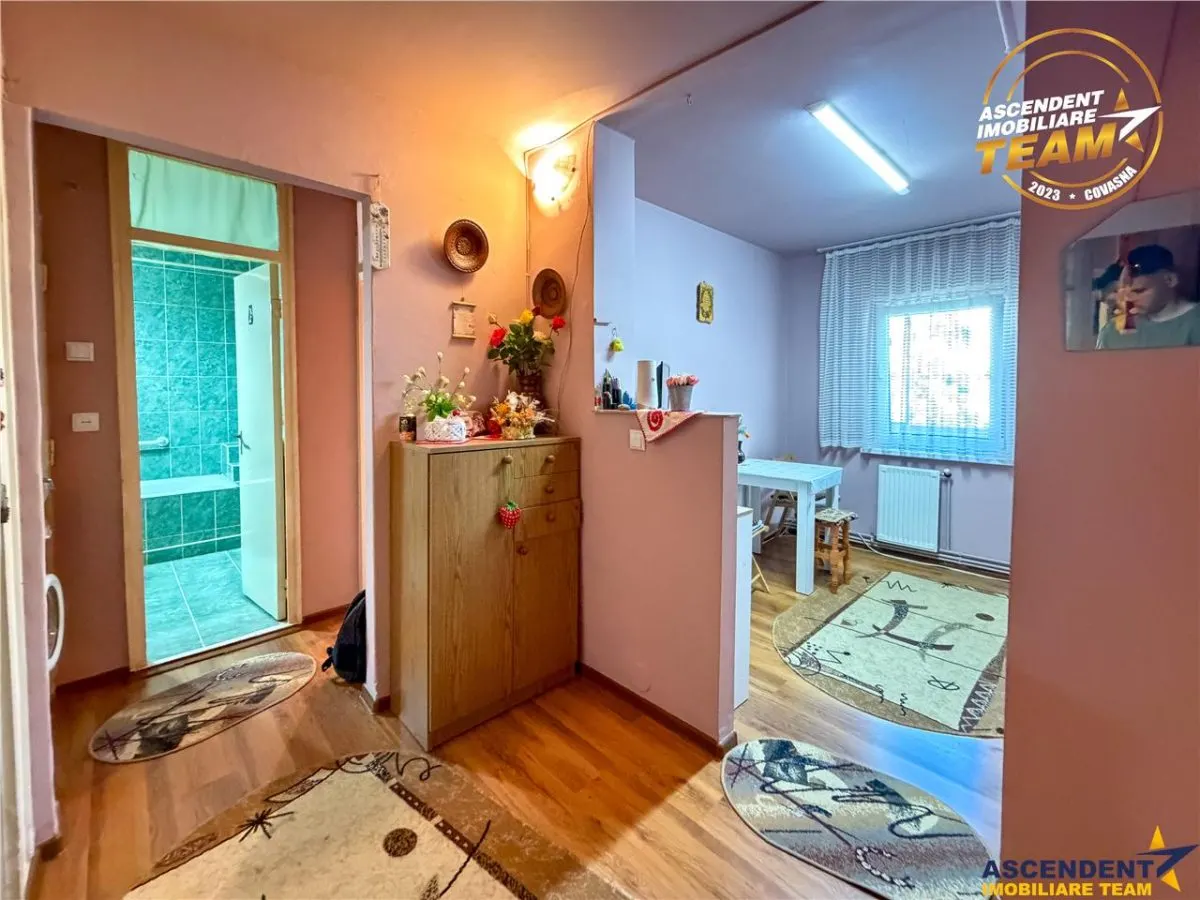Apartament 2 camere, decomandat, etaj 2,  Lenin, Sfantu Gheorghe - foto 9