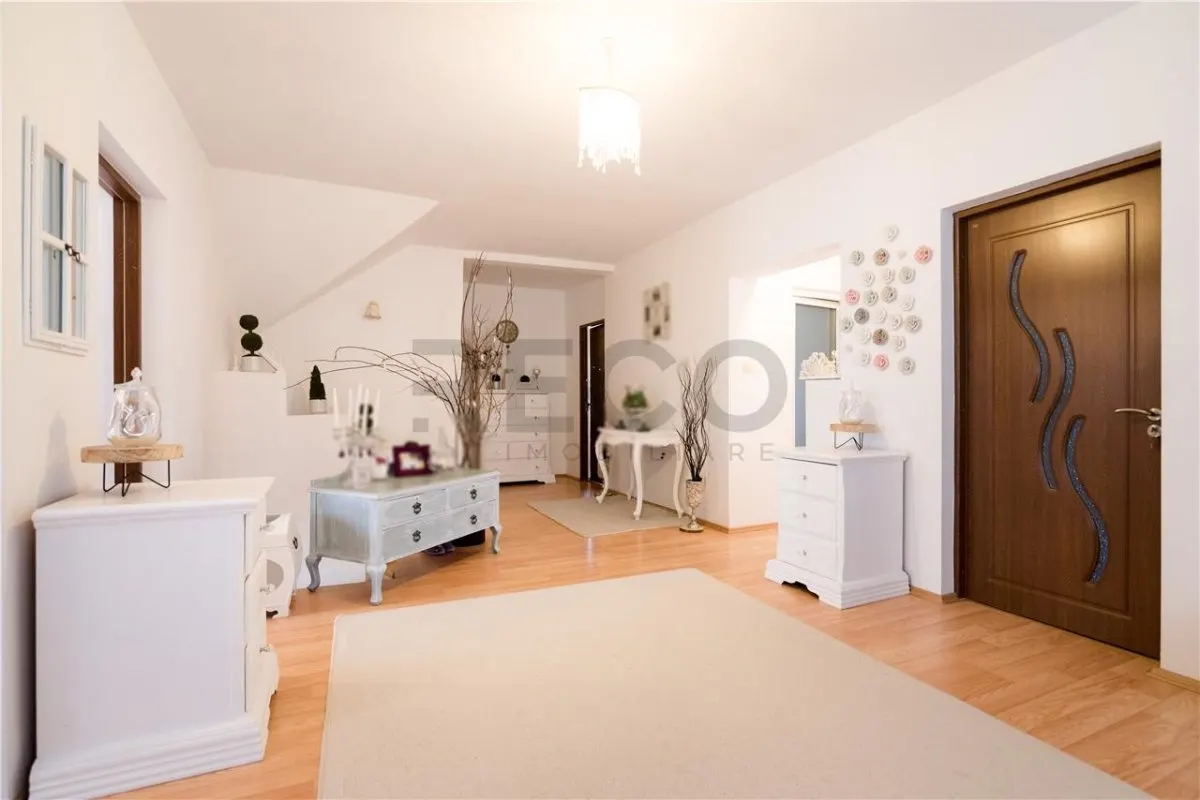 RECO Vila 5 camere, zona Grigorescu, curte mare si garaj - foto 5