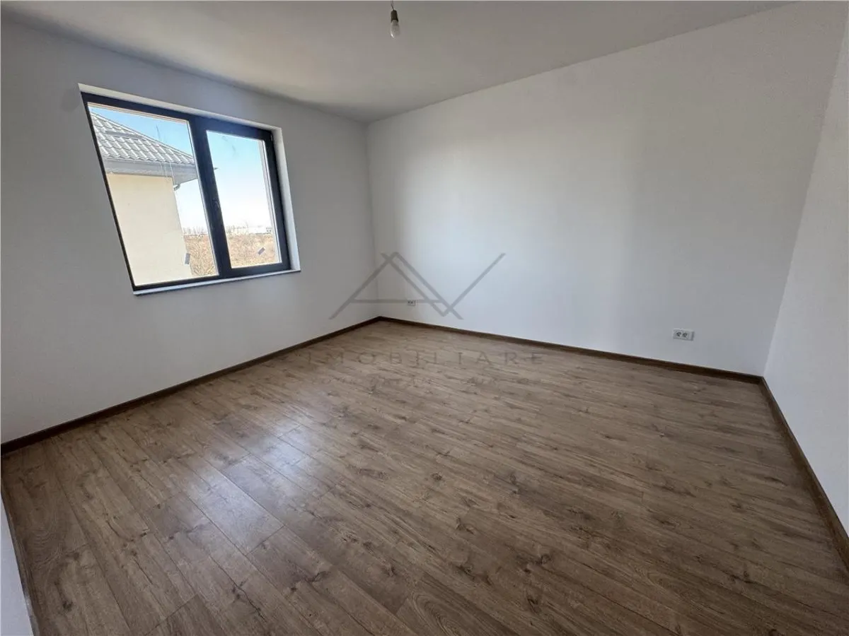 VILA INDIVIDUALA BRAGADIRU TOAMNEI- CARTIERUL LATIN |  TOATE UTILITATILE | LA CHEIE - foto 5