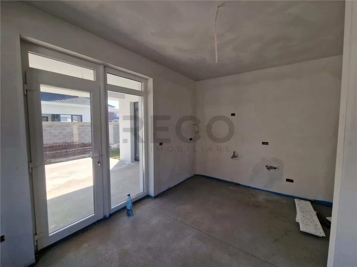RECO Casa noua in Cihei, aproape de centura Oradiei - foto 9