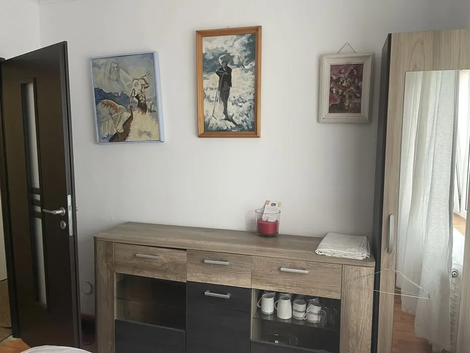 Apartament 3 camere, 70 mp, Zimbru | Etaj 3/4 | Mobilat și utilat | Baie cu geam - foto 8