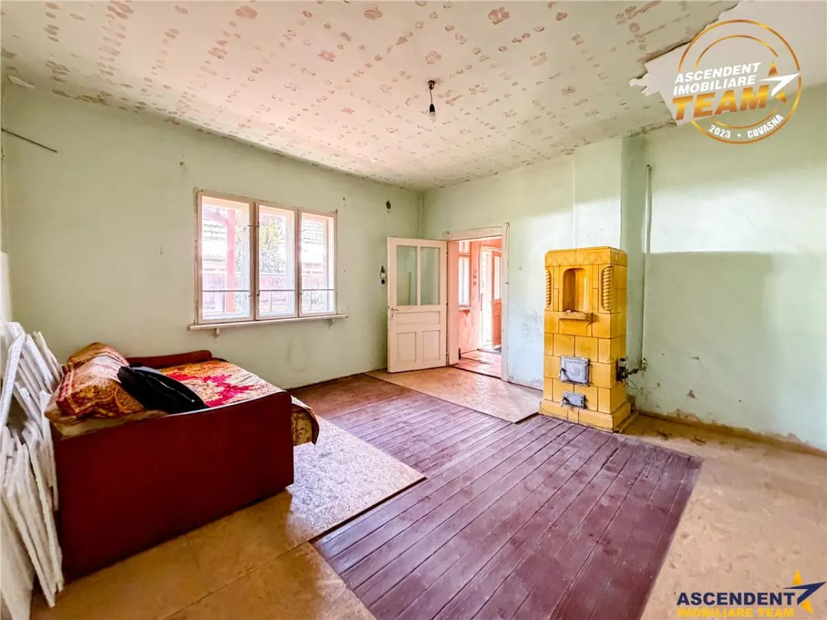 Casa cu potential,  acces la/ din 2 strazi,  512 mp teren,  Sfantu Gheorghe - foto 4