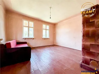 Casa cu potential,  acces la/ din 2 strazi,  512 mp teren,  Sfantu Gheorghe - foto 6