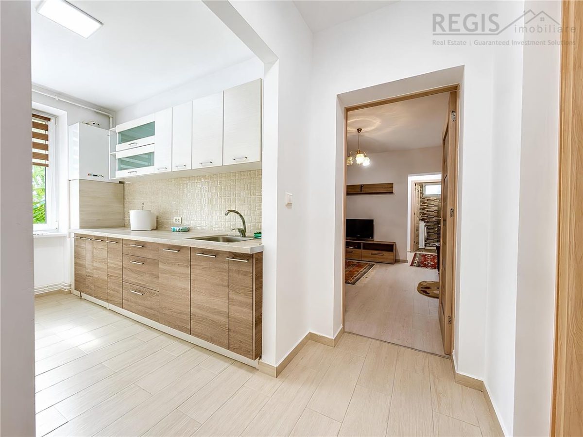 Apartament spatios cu 2 camere si 2 balcoane zona Tractorul - foto 7