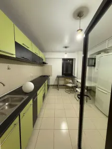 Inchiriez apartament 3 camere semidecomandat capat cug - foto 5