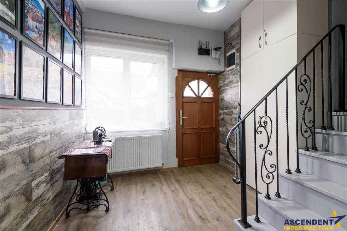 Apartament extins, trei unitati locative cu baie proprie, central, Brasov - foto 6